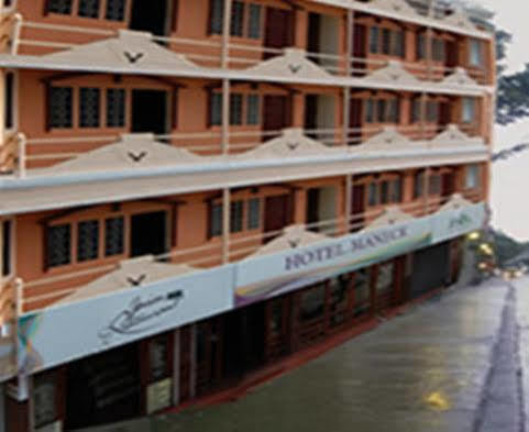 אוטי Hotel Maneck מראה חיצוני תמונה
